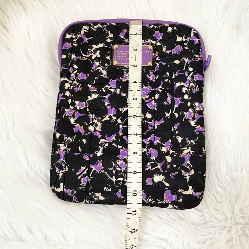 Marc by Marc Jacobs Black Purple Printed I - Pad / laptop Sleeve Case
